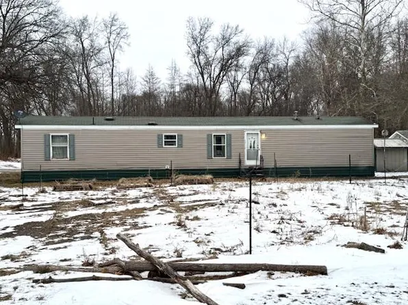 1520 E 400 S, Knox, IN 46534