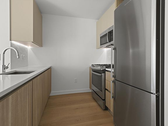 5th image of 42-20 24th St #20E