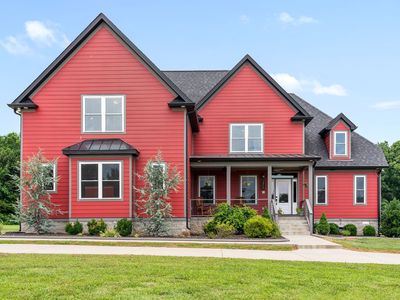 211 Honey Trl, Chapmansboro, TN, 37035