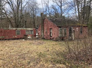 2774 Greenwich Rd, Hardwick, MA 01082