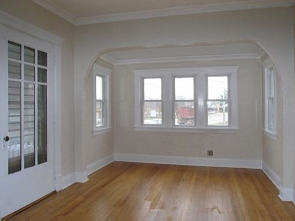 4th image of 14 W Main St APT 1