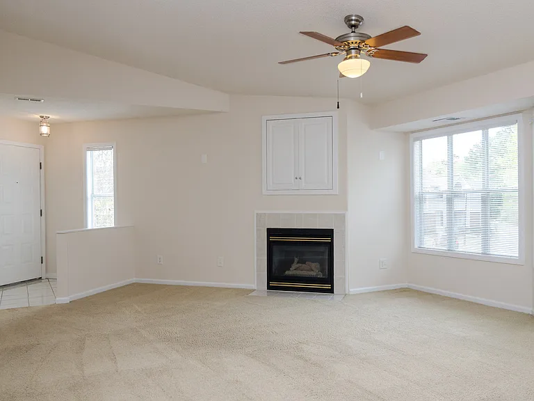 4140 Breezewood Dr #201 — Photo 5