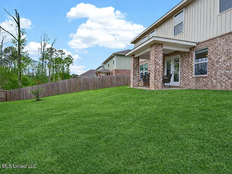 5438 Leeds Ln — Photo 48