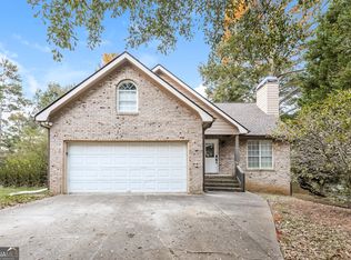 195 Pine Branch Dr, Stockbridge, GA 30281