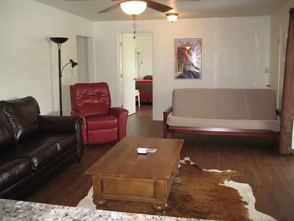 5th image of 900 Long Mountain Dr