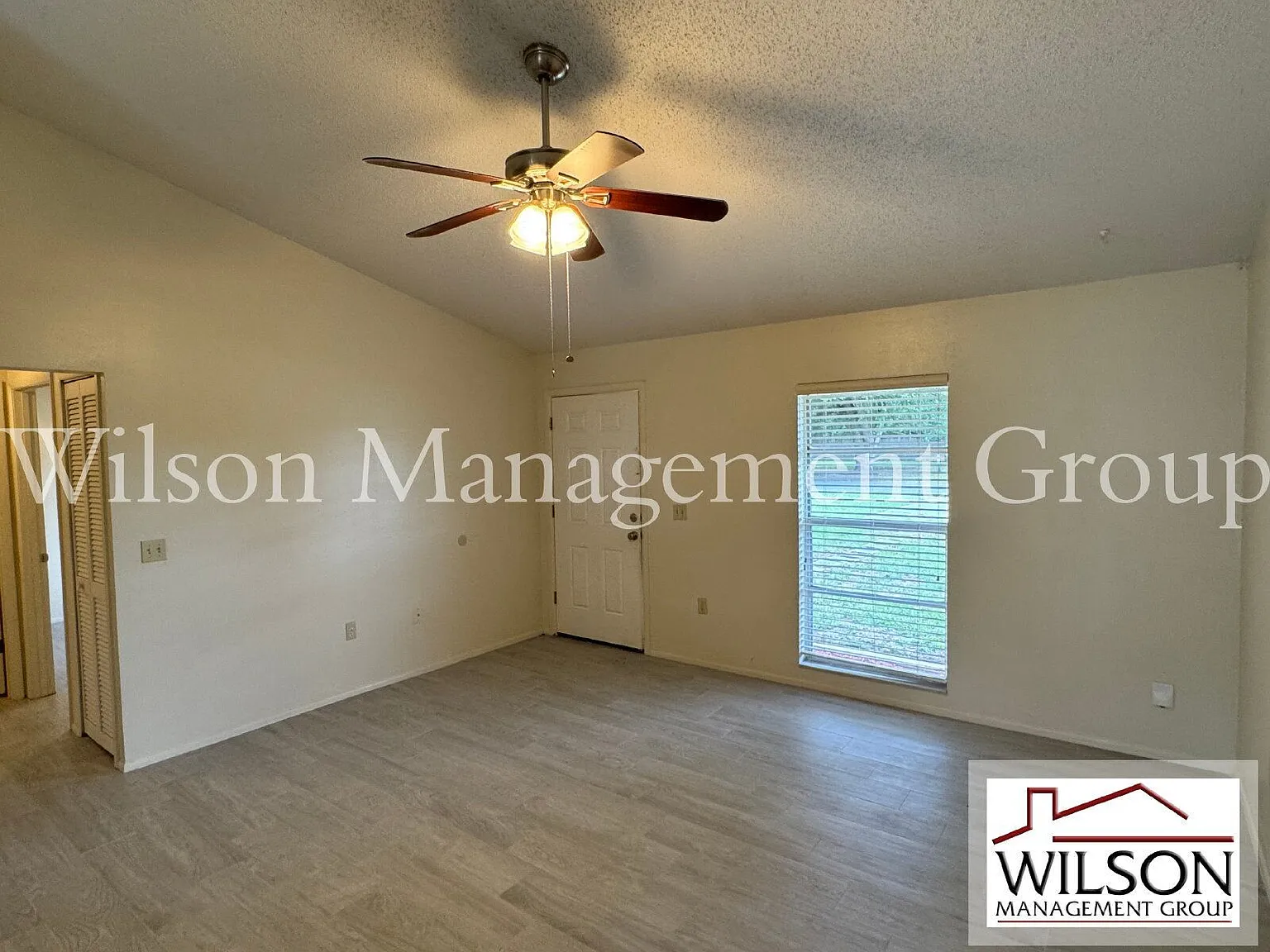 2 bed, 2.0 bath, 948 sqft, $1,495 — Photo 3