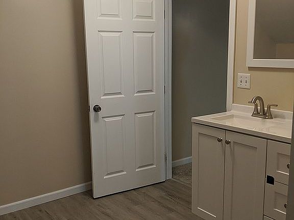 Bathroom-Apt C