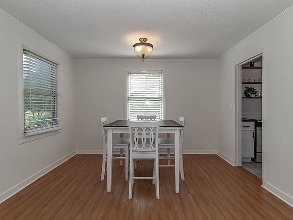 5th image of 1191 Thurmond St