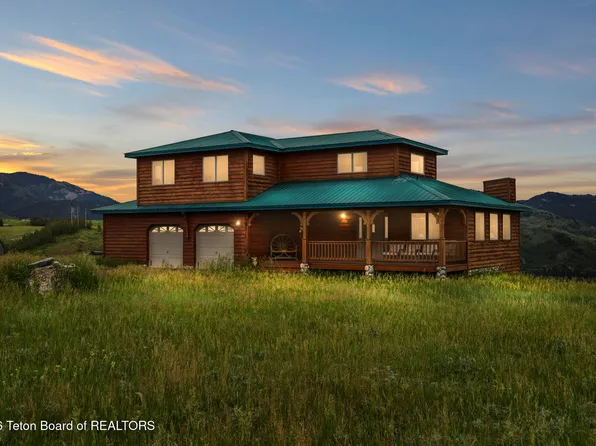 7585 S Squaw Creek Rd, Jackson, WY 83001