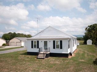 10566 Phillips Store Rd, Broadway, VA 22815