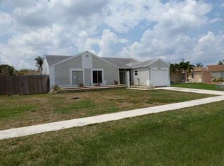 18777 Cloud Lake Cir, Boca Raton, FL 33496