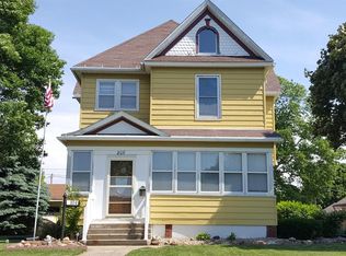 808 Chicago St, Audubon, IA 50025