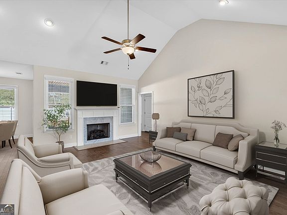 5th image of 811 Walthour Dr