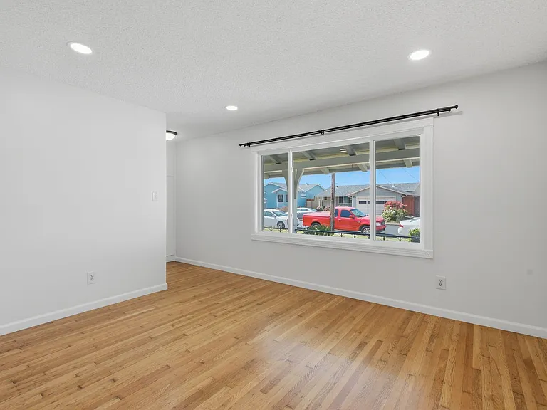 760 Cottonwood Ave — Photo 18