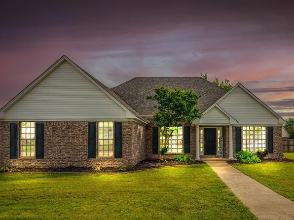 2340 Morning Glory Ln, Conway, AR 72034