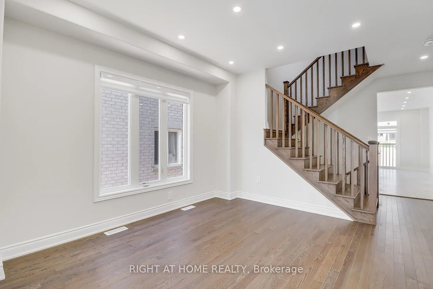 5 bed, $3,550 — Photo 4