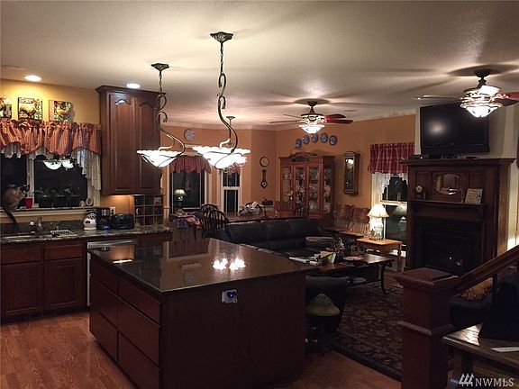 5th image of 96 Alexis Ln