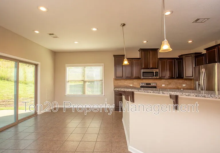 2510 Ridgewood Way — Photo 18