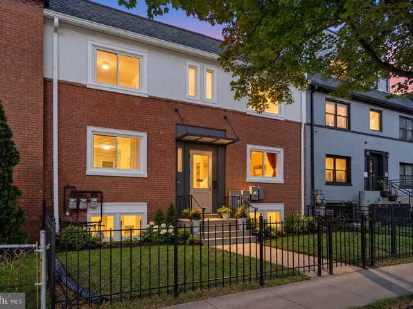 1216 Raum St NE, Washington, DC 20002