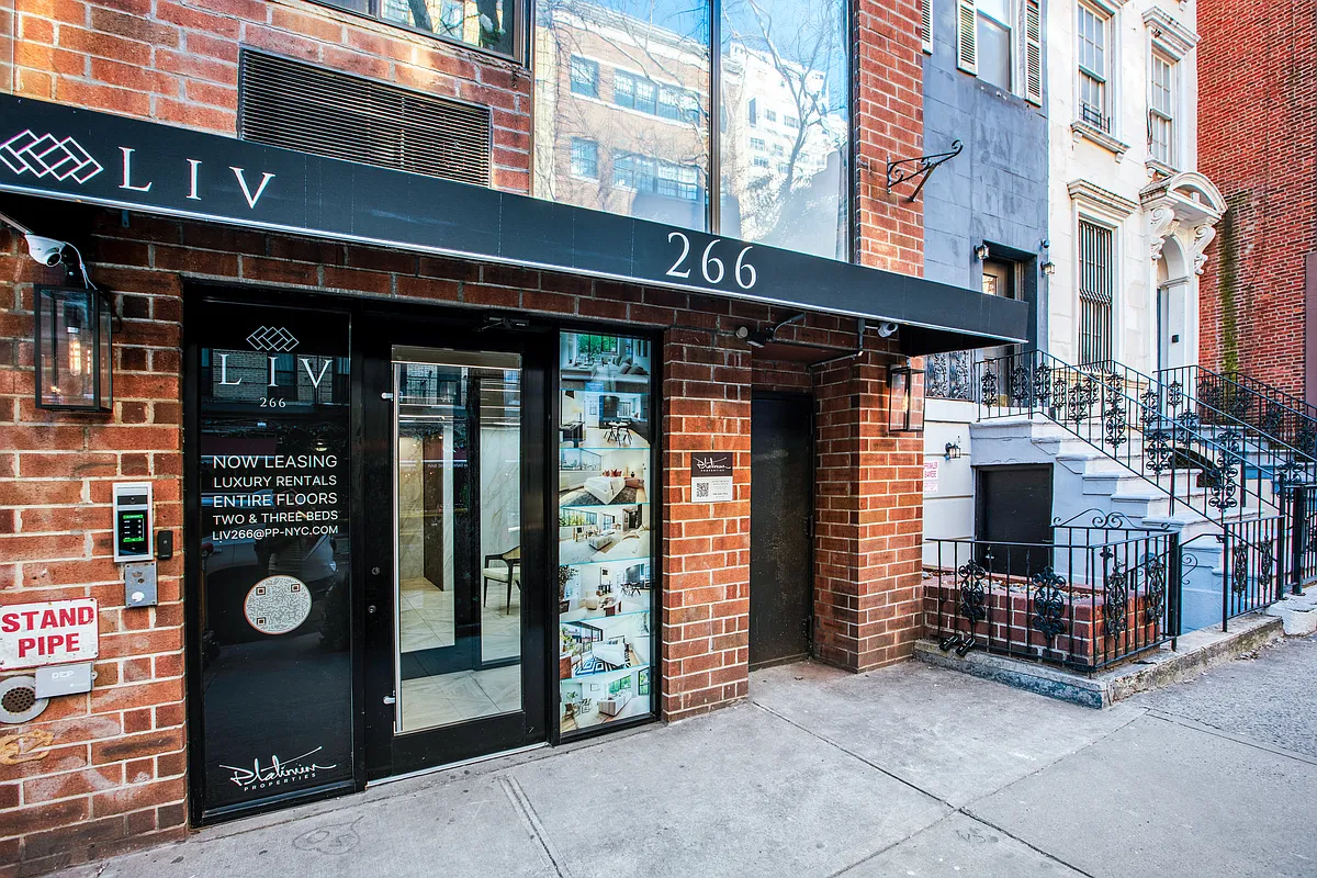 Liv 266 at 266 East 78th Street in Lenox Hill : Sales