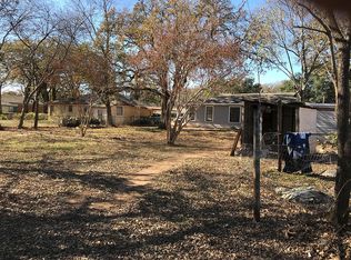 208 Hurstview Dr, Hurst, TX 76053