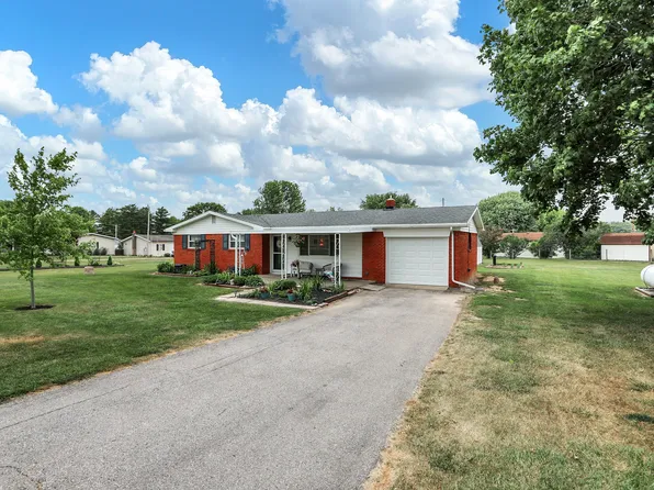 93 Capitol Hill Rd, Cambridge City, IN 47327