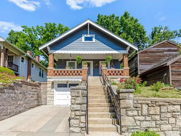 4745 Terrace St, Kansas City, MO 64112