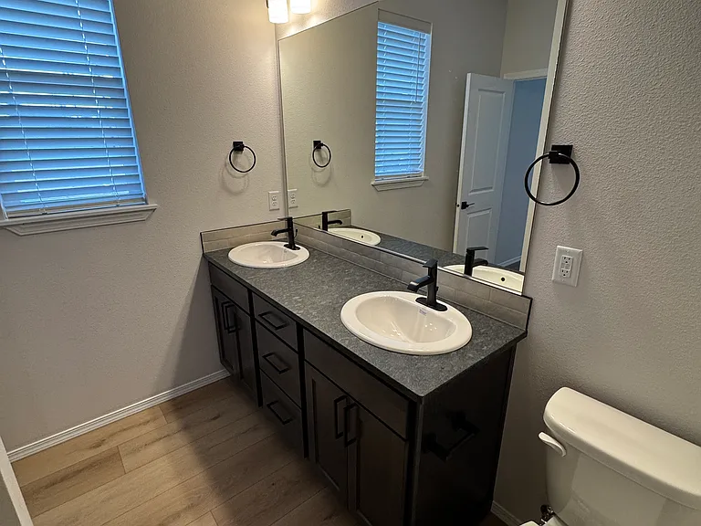 8310 E Rich Ave — Photo 5