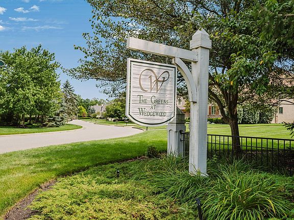 3rd image of 4343 Tavistock Cir