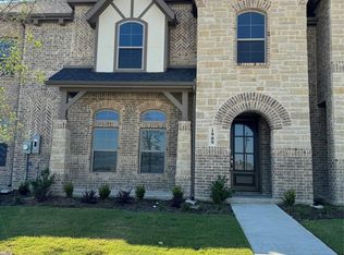 1909 Ethereal Ln, Waxahachie, TX 75165