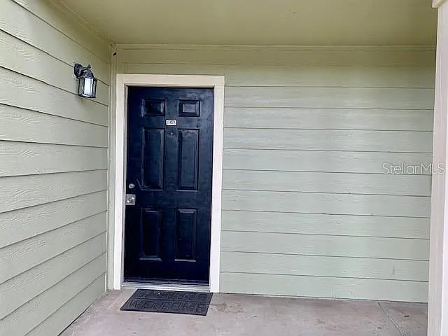 3 bed, 2.0 bath, 1157 sqft, $2,400 — Photo 3