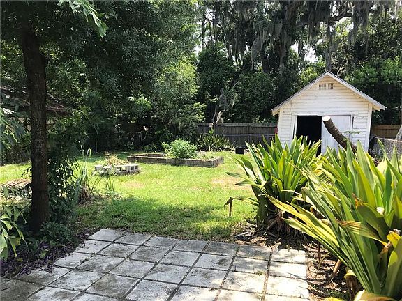 5th image of 2508 Formosa Ave