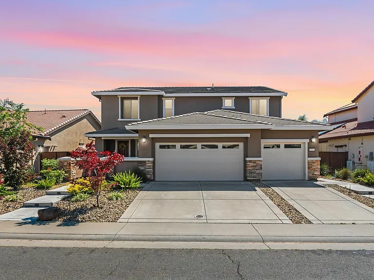 12681 Solsberry Way — Photo 1