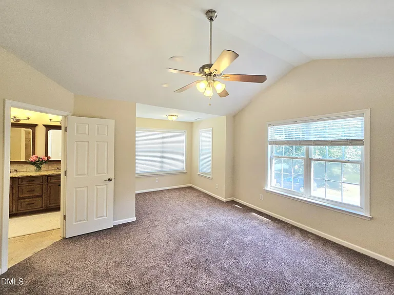 5525 Keowee Way — Photo 7