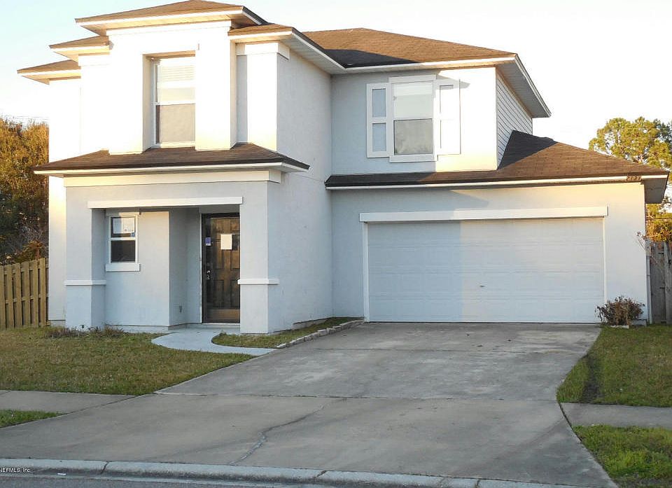 1st image of 2131 Fresco Dr