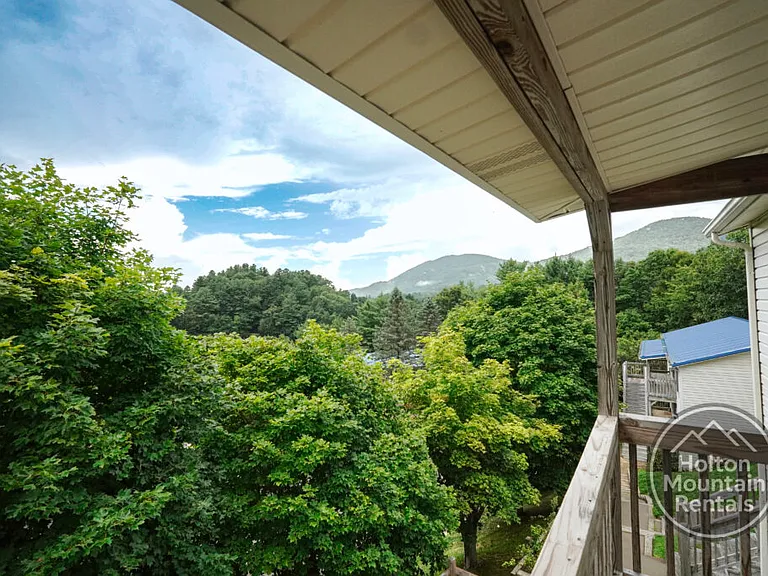 189 Eric Ln #1 — Photo 1