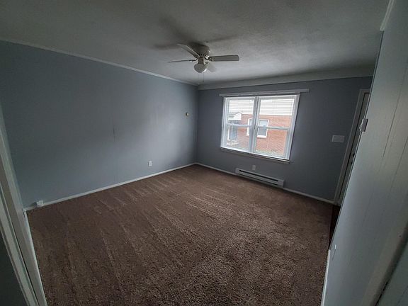 3rd image of 1414 E Commerce Ave #B