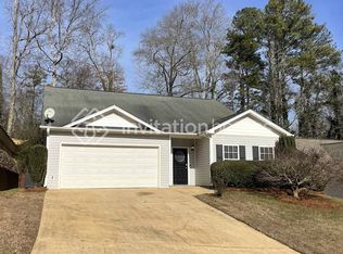 102 Brookview Ct, Dallas, GA 30132