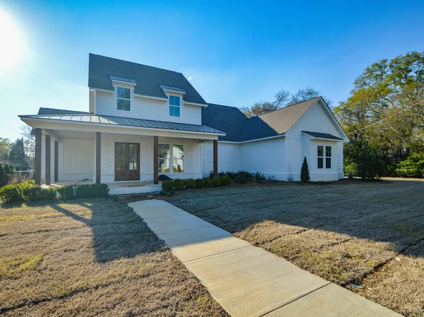 314 Louisville St, Starkville, MS 39759