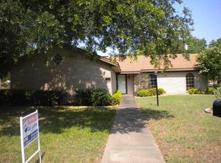 1234 Wedgewood Dr, Cleburne, TX 76033
