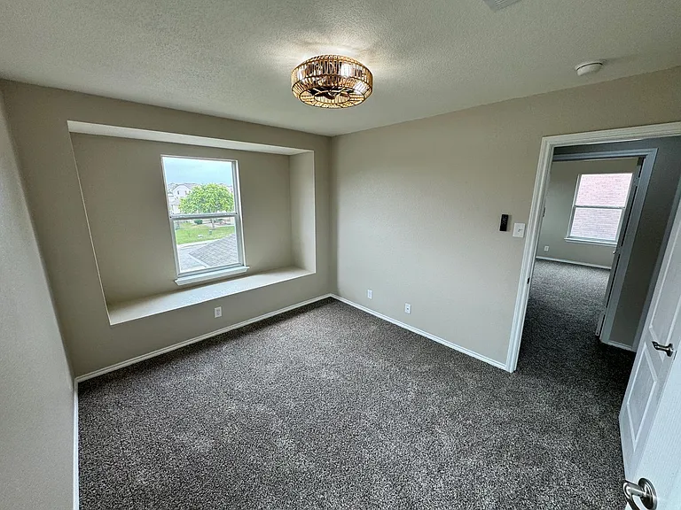 349 Tower Dr — Photo 21