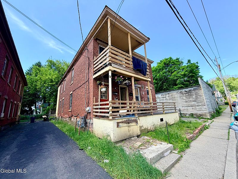 2nd image of 31 Elk Street