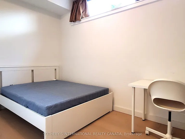 81 Wellesley St E #305 — Photo 13