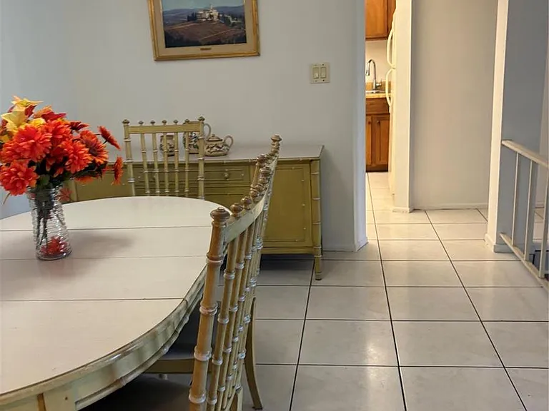 3750 Inverrary Dr #1W — Photo 10