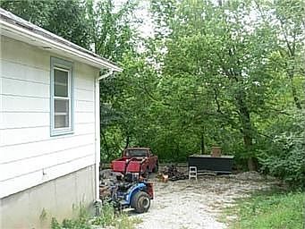 4th image of 6607 E 66th St