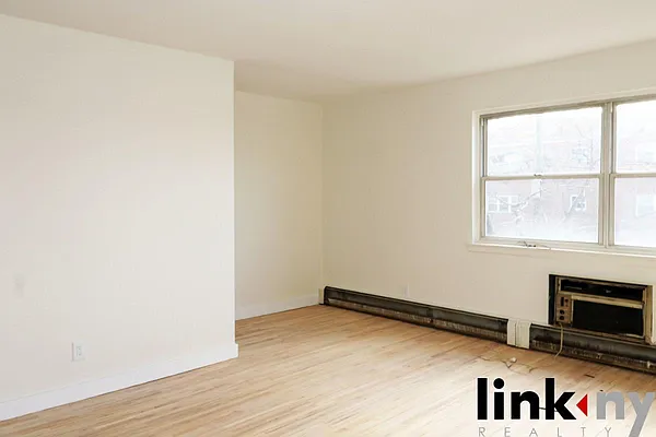 Rented by Link NY Realty | media 15
