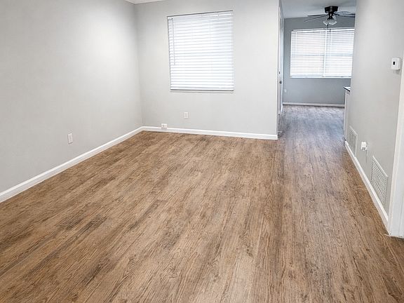 2nd image of 3858 S Cincinnati Ave #3858