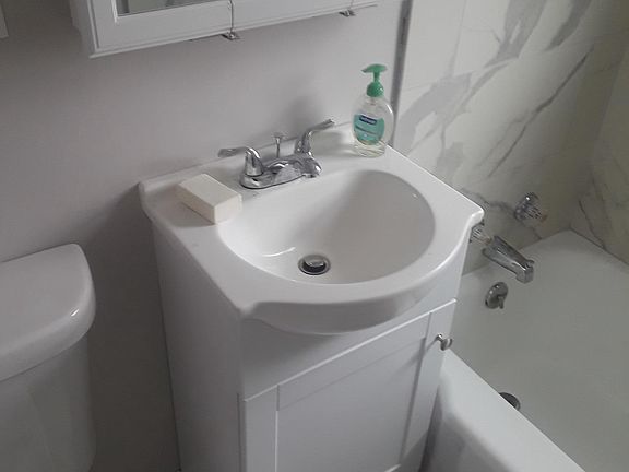 4th image of 312 Marion Dr