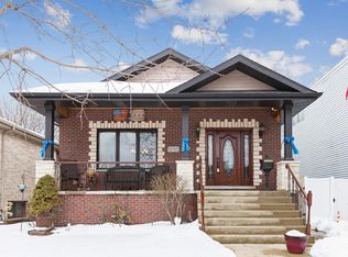 10705 S Albany Ave, Chicago, IL