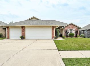 4236 Notting Hill Dr, Moore, OK 73160